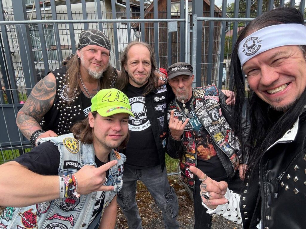 Scream for Metal Fans